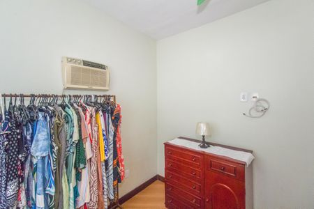 Casa à venda com 158m², 3 quartos e 2 vagasQuarto 1