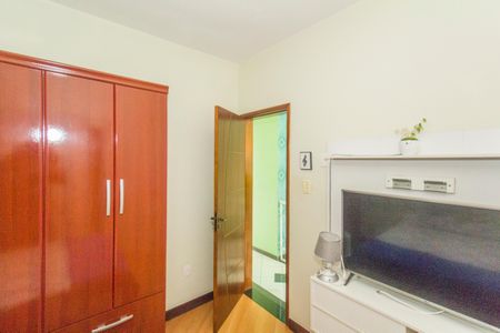 Casa à venda com 158m², 3 quartos e 2 vagasQuarto 2