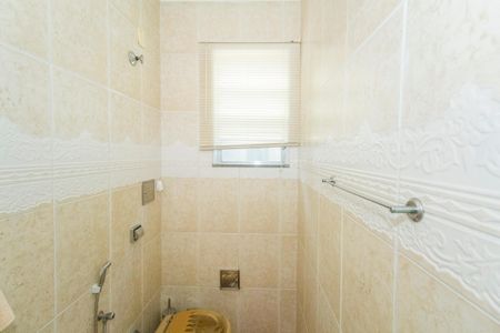 Casa à venda com 158m², 3 quartos e 2 vagasBanheiro 1