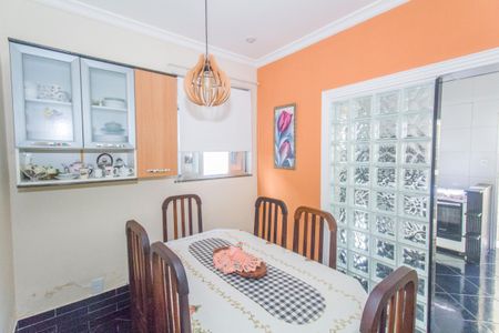 Casa à venda com 158m², 3 quartos e 2 vagasSala de Jantar