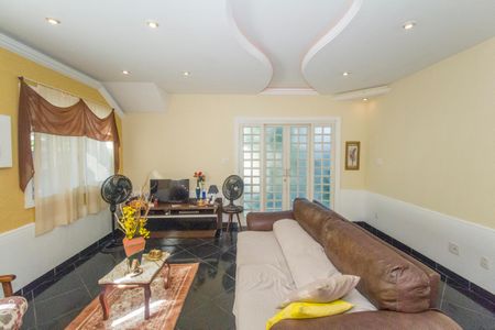 Sala de casa à venda com 3 quartos, 158m² em Realengo, Rio de Janeiro