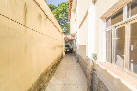 Casa à venda com 158m², 3 quartos e 2 vagasÁrea externa