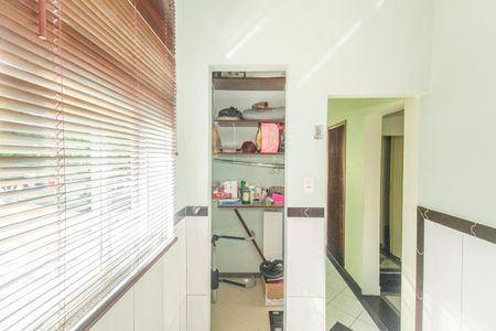 Casa à venda com 158m², 3 quartos e 2 vagasÁrea de Serviço