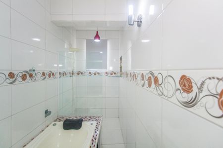 Casa à venda com 158m², 3 quartos e 2 vagasBanheiro da Suite