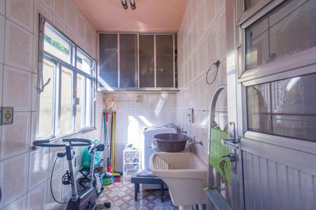 Casa à venda com 158m², 3 quartos e 2 vagasÁrea externa