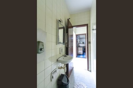 Casa à venda com 151m², 3 quartos e 2 vagasBanheiro de serviço