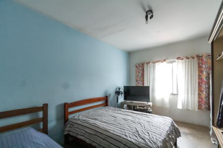 Casa à venda com 151m², 3 quartos e 2 vagasSuíte