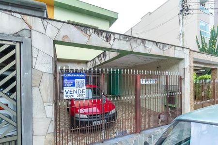 Casa à venda com 151m², 3 quartos e 2 vagasFachada