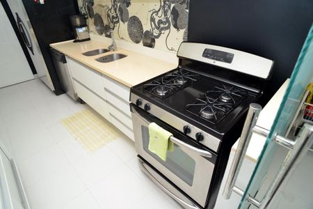 Apartamento à venda com 156m², 4 quartos e 2 vagasCozinha
