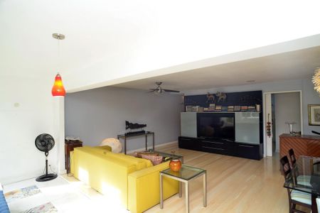 Apartamento à venda com 156m², 4 quartos e 2 vagasSala