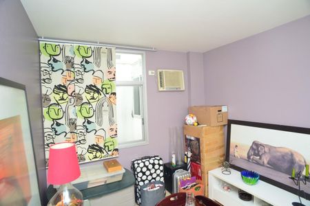 Apartamento à venda com 156m², 4 quartos e 2 vagasQuarto 2