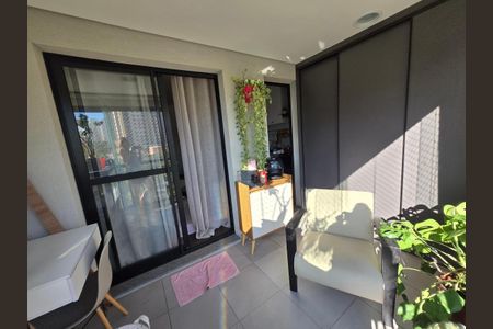 Apartamento à venda com 60m², 2 quartos e 1 vagaVaranda