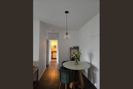 Apartamento à venda com 60m², 2 quartos e 1 vagaSala