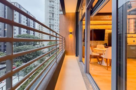 Varanda de kitnet/studio à venda com 1 quarto, 33m² em Vila Mariana, São Paulo
