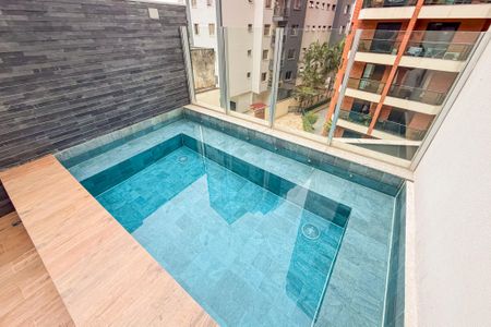 Studio à venda com 42m², 1 quarto e sem vaga Studio à venda com 42m², 1 quarto e sem vagaPiscina