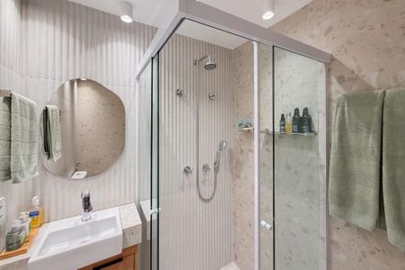 Studio à venda com 42m², 1 quarto e sem vaga Studio à venda com 42m², 1 quarto e sem vagaBanheiro