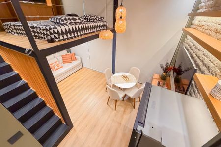 Studio à venda com 42m², 1 quarto e sem vaga Studio à venda com 42m², 1 quarto e sem vagaMezanino - Quarto