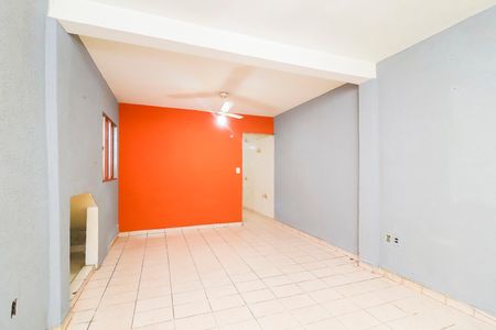 Casa para alugar com 80m², 1 quarto e 1 vagaSala