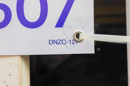 Casa para alugar com 80m², 1 quarto e 1 vagaPlaquinha - Cód. DNZC-127