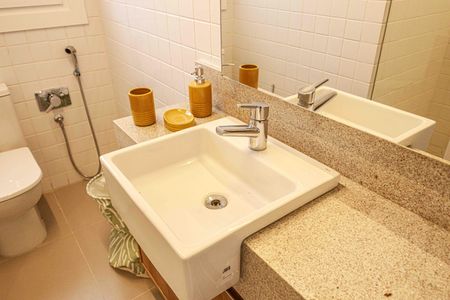Apartamento para alugar com 111m², 2 quartos e 1 vagaBanheiro da Suíte 2 