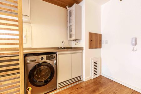 Apartamento para alugar com 111m², 2 quartos e 1 vagaÁrea de Serviço