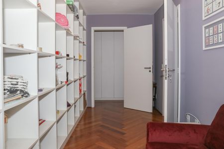 Apartamento para alugar com 167m², 2 quartos e 3 vagas Apartamento para alugar com 167m², 2 quartos e 3 vagasCorredor