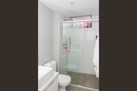Apartamento para alugar com 167m², 2 quartos e 3 vagas Apartamento para alugar com 167m², 2 quartos e 3 vagasBanheiro da Suíte 2