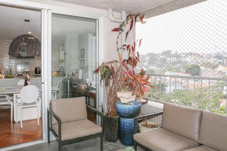Apartamento para alugar com 167m², 2 quartos e 3 vagas Apartamento para alugar com 167m², 2 quartos e 3 vagasSacada