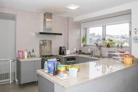 Apartamento para alugar com 167m², 2 quartos e 3 vagas Apartamento para alugar com 167m², 2 quartos e 3 vagasCozinha