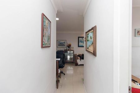 Apartamento à venda com 74m², 3 quartos e 2 vagasCorredor dos Quartos
