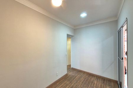 Sala de casa de condomínio para alugar com 2 quartos, 50m² em Vila Ipê, Campinas
