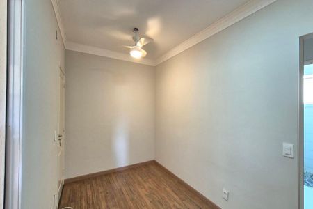Sala de casa de condomínio para alugar com 2 quartos, 50m² em Vila Ipê, Campinas