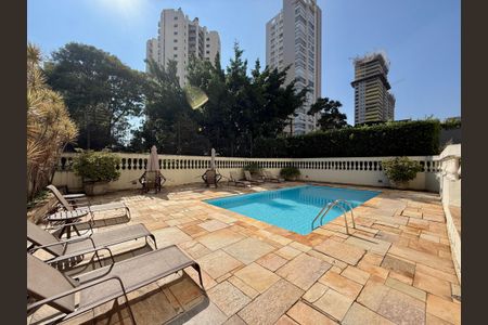 Apartamento à venda com 320m², 4 quartos e 4 vagasPiscina 