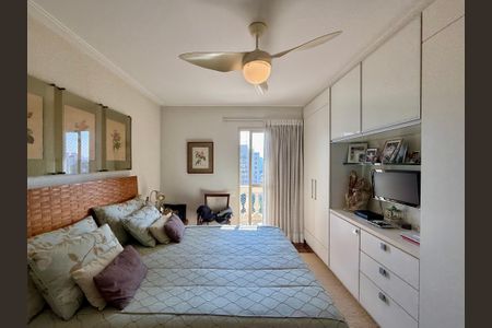 Apartamento à venda com 320m², 4 quartos e 4 vagasSuíte 