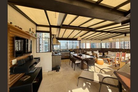 Apartamento à venda com 320m², 4 quartos e 4 vagasTerraço