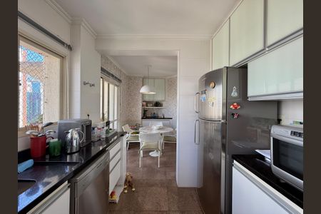 Apartamento à venda com 320m², 4 quartos e 4 vagasCozinha 