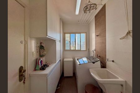 Apartamento à venda com 320m², 4 quartos e 4 vagasÁrea de Serviço