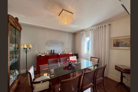 Apartamento à venda com 320m², 4 quartos e 4 vagasSala