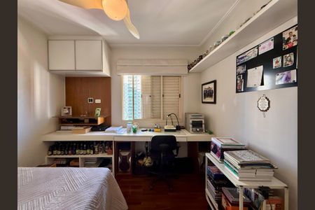 Apartamento à venda com 320m², 4 quartos e 4 vagasQuarto 3
