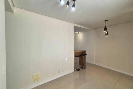 Sala de apartamento à venda com 2 quartos, 64m² em Vila Prost de Souza, Campinas