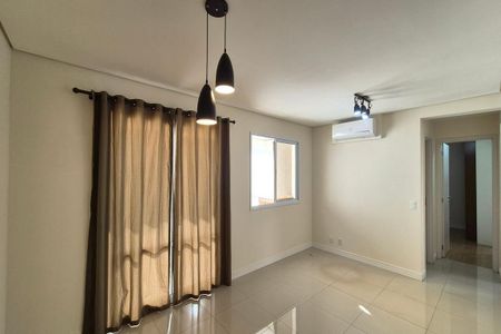 Sala de apartamento à venda com 2 quartos, 64m² em Vila Prost de Souza, Campinas