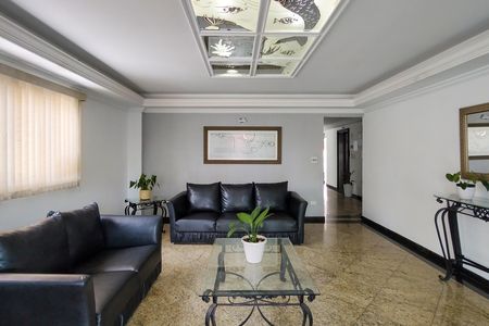 Apartamento para alugar com 126m², 2 quartos e 1 vaga Apartamento para alugar com 126m², 2 quartos e 1 vagaHall de entrada