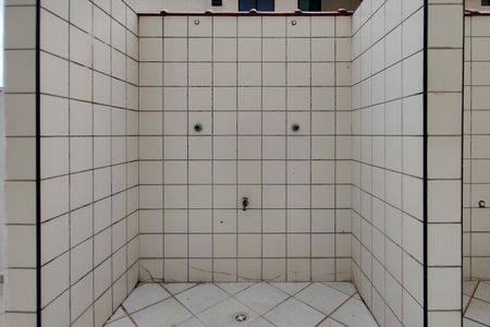 Apartamento para alugar com 126m², 2 quartos e 1 vaga Apartamento para alugar com 126m², 2 quartos e 1 vagaLava pés