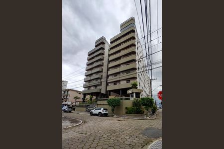 Apartamento para alugar com 126m², 2 quartos e 1 vaga Apartamento para alugar com 126m², 2 quartos e 1 vagaFachada