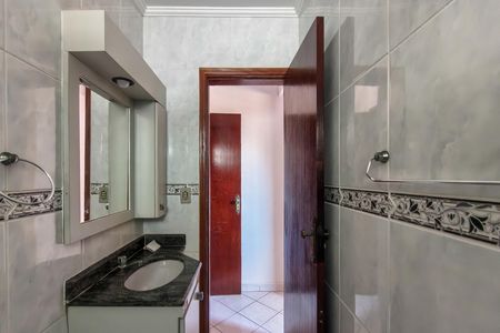 Apartamento para alugar com 126m², 2 quartos e 1 vaga Apartamento para alugar com 126m², 2 quartos e 1 vagaBanheiro da Suíte