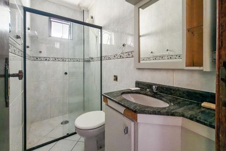 Apartamento para alugar com 126m², 2 quartos e 1 vaga Apartamento para alugar com 126m², 2 quartos e 1 vagaBanheiro da Suíte