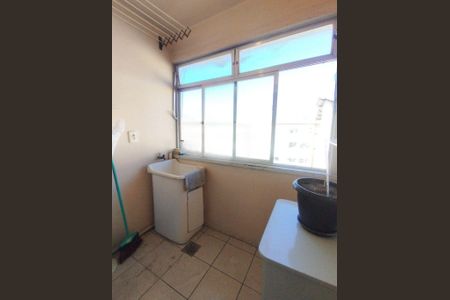 Área de serviço de apartamento para alugar com 1 quarto, 44m² em Jardim Dona Leopoldina, Porto Alegre