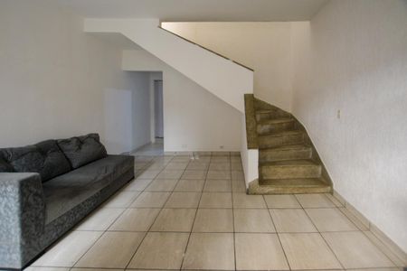 Sala de casa para alugar com 2 quartos, 200m² em Jaguaré, São Paulo