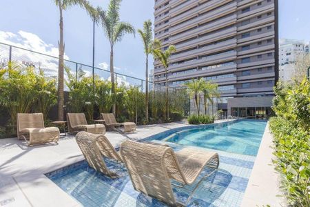 Apartamento para alugar com 189m², 3 quartos e 2 vagas