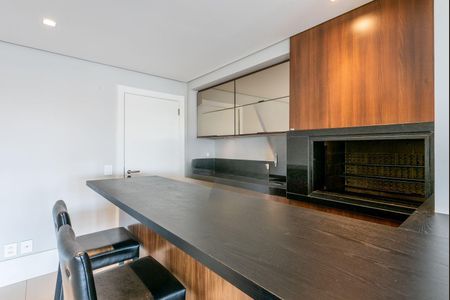 Cozinha de apartamento para alugar com 3 quartos, 189m² em Passo d’Areia, Porto Alegre